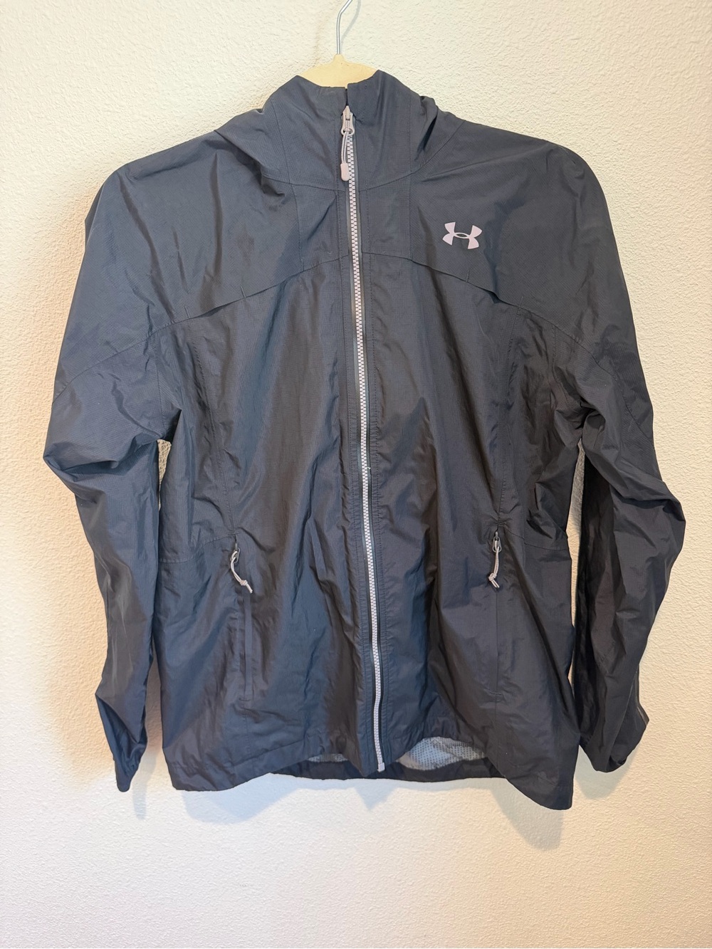 Under Armour Men's Dark Gray Hooded Windbreaker with Contrast Zipper